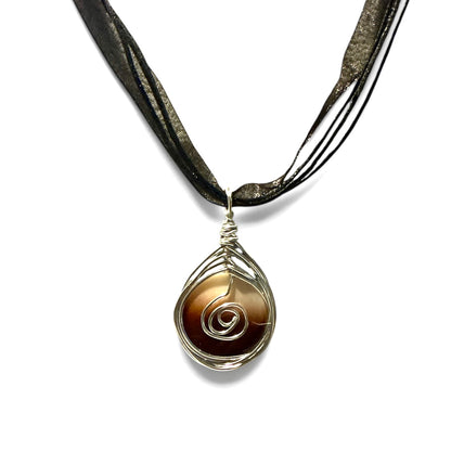 Wired MOP Shell Iridescent Amber Flat Round Pendant Necklace