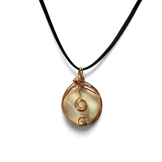 Handmade Wired MOP Shell White 30mm Flat Round Pendant in Black Faux Suede Cord Necklace Women
